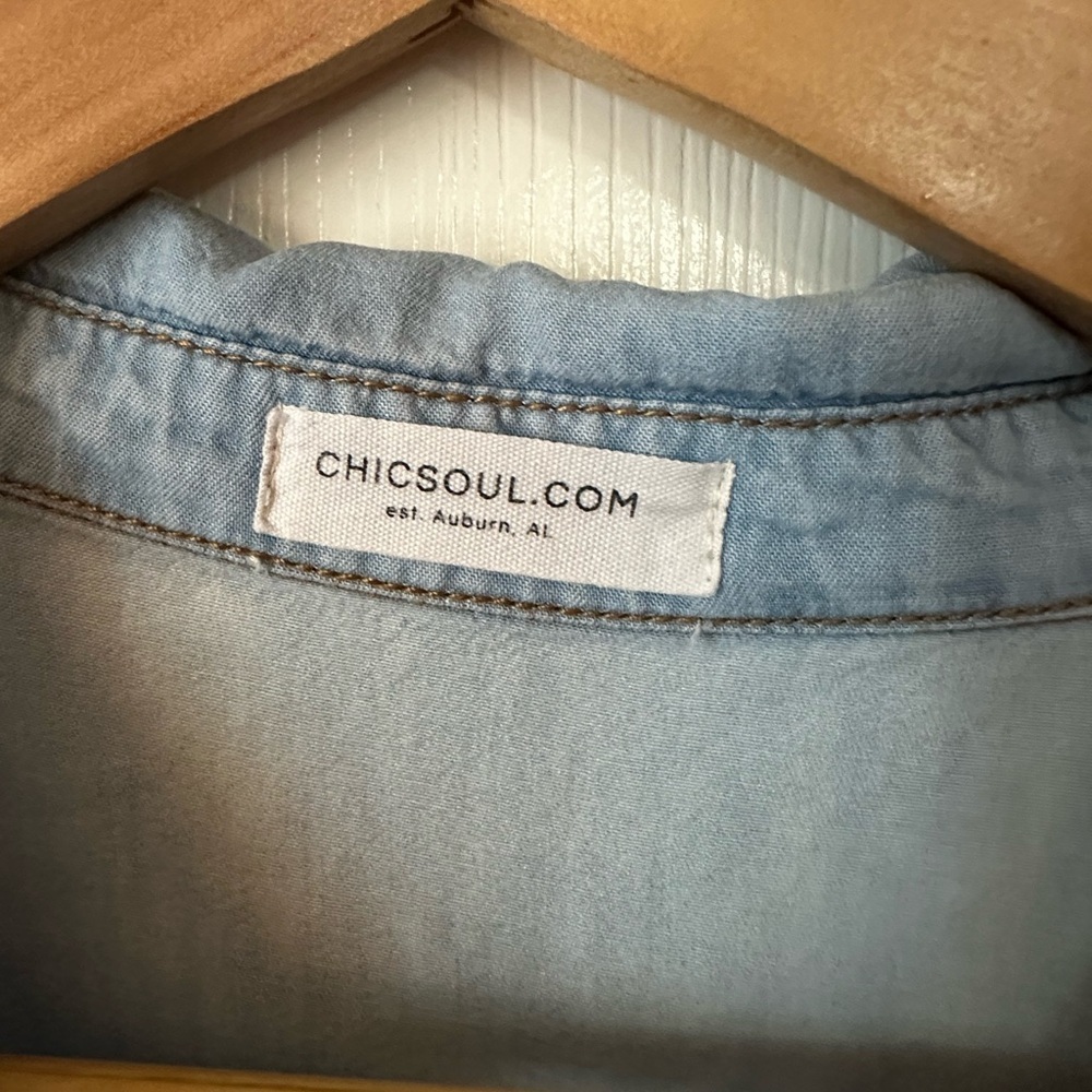 Chic Soul Light Blue Women's Blouse - Picture 2 of 7